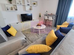 Apartament in prima linie parter cu vedere la mare