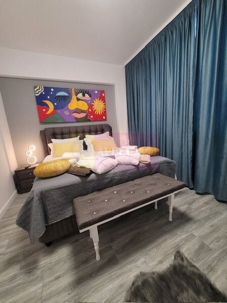 Apartament in prima linie parter cu vedere la mare.