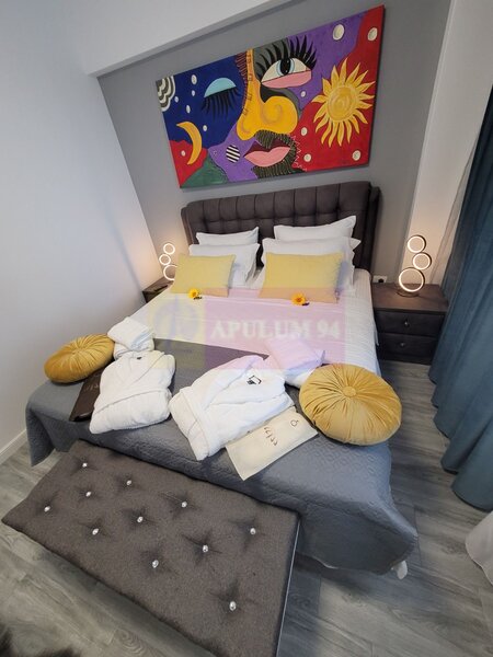 Apartament in prima linie parter cu vedere la mare.